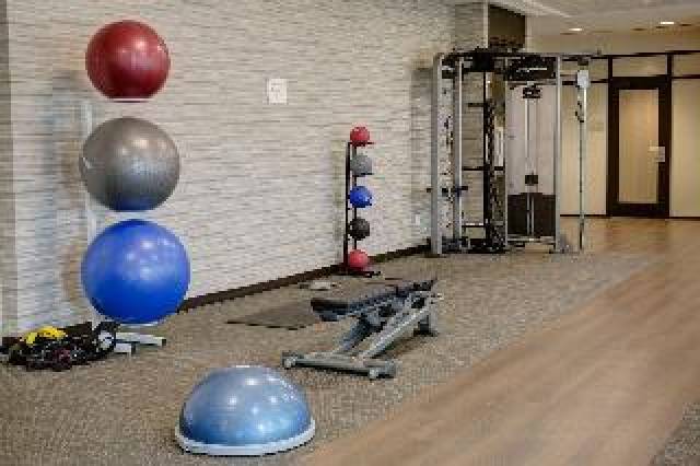 Desportos y Entretenimento