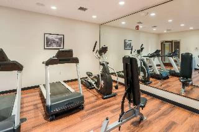 Desportos y Entretenimento