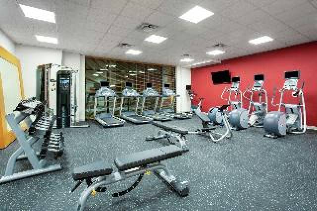 Desportos y Entretenimento