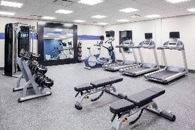 Desportos y Entretenimento