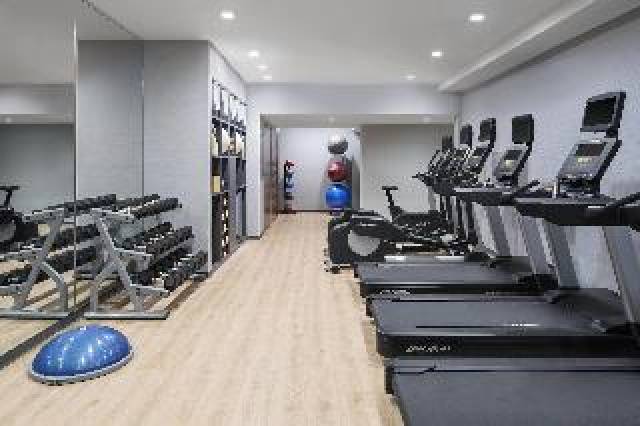 Desportos y Entretenimento