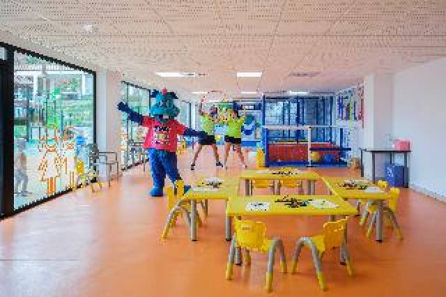 Desportos y Entretenimento