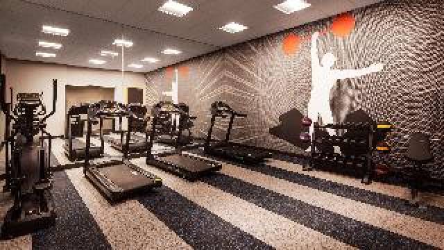 Desportos y Entretenimento