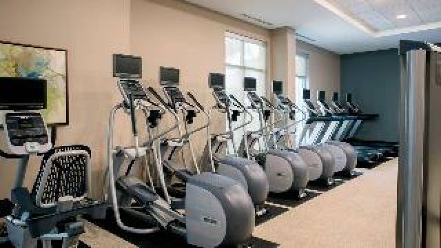Desportos y Entretenimento