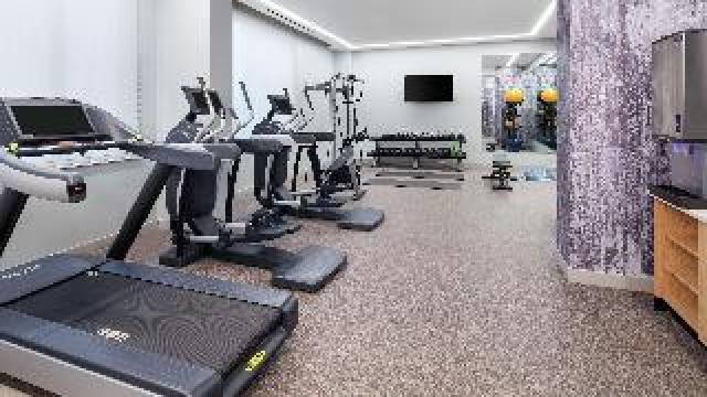 Desportos y Entretenimento
