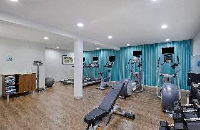 Desportos y Entretenimento