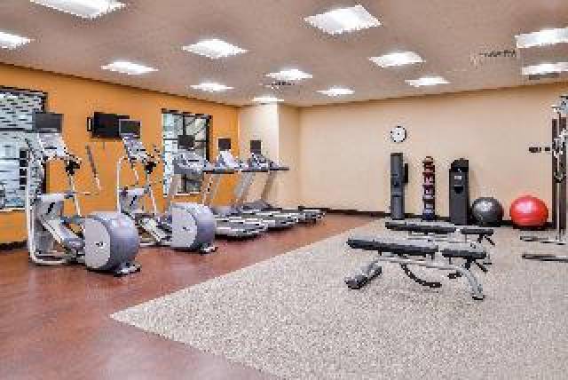 Desportos y Entretenimento