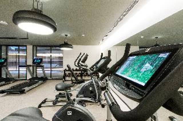 Desportos y Entretenimento