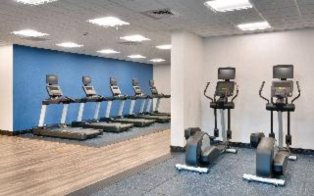 Desportos y Entretenimento