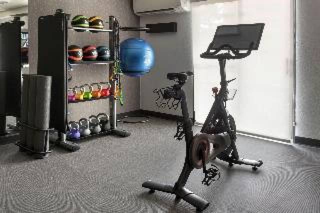 Desportos y Entretenimento