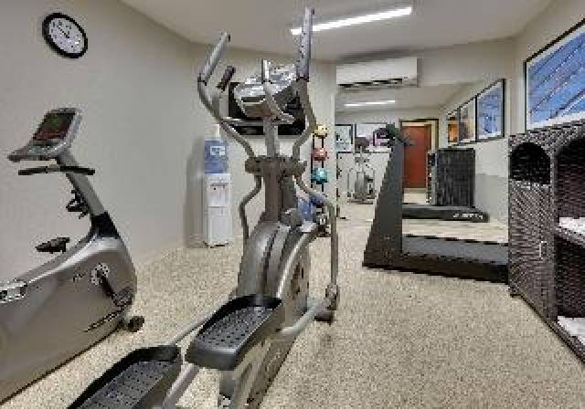 Desportos y Entretenimento