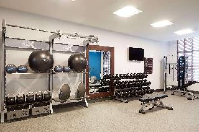 Desportos y Entretenimento