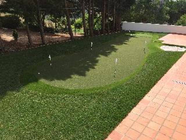 Desportos y Entretenimento