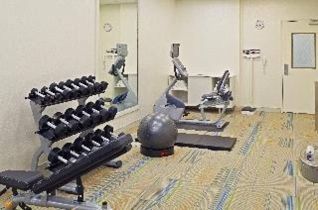 Desportos y Entretenimento