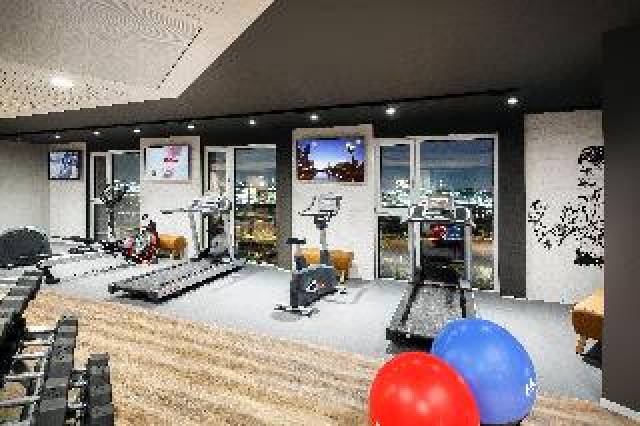 Desportos y Entretenimento