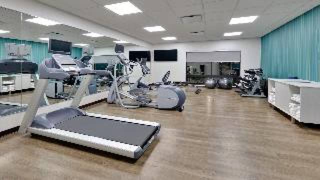 Desportos y Entretenimento