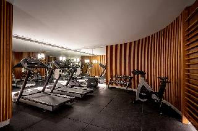 Desportos y Entretenimento
