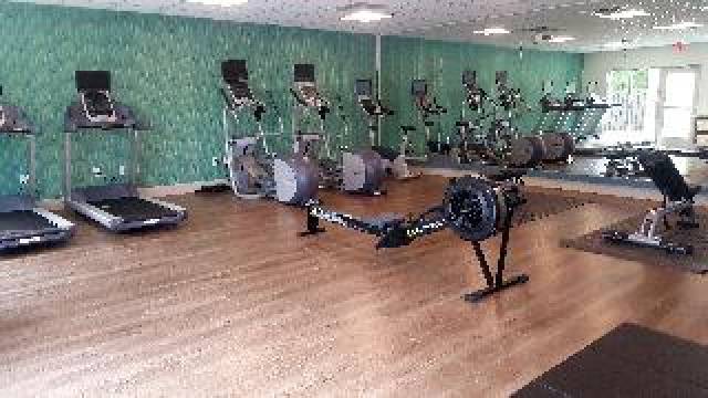 Desportos y Entretenimento
