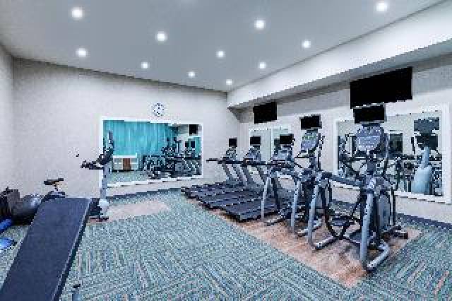 Desportos y Entretenimento