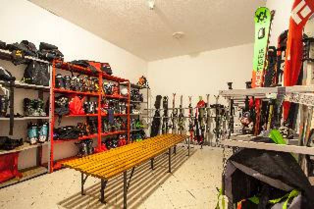 Desportos y Entretenimento