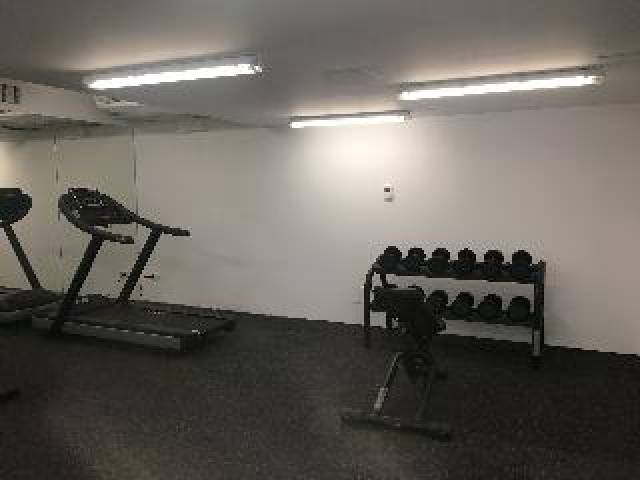 Desportos y Entretenimento