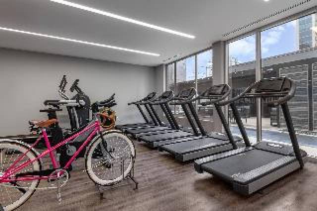 Desportos y Entretenimento