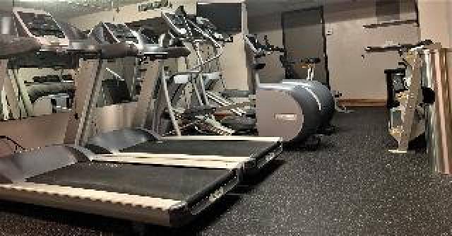 Desportos y Entretenimento