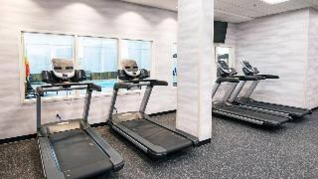 Desportos y Entretenimento