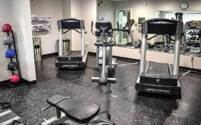 Desportos y Entretenimento