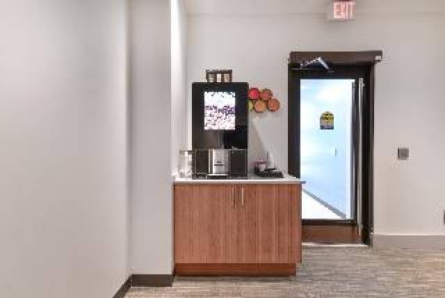 Desportos y Entretenimento