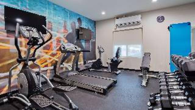 Desportos y Entretenimento