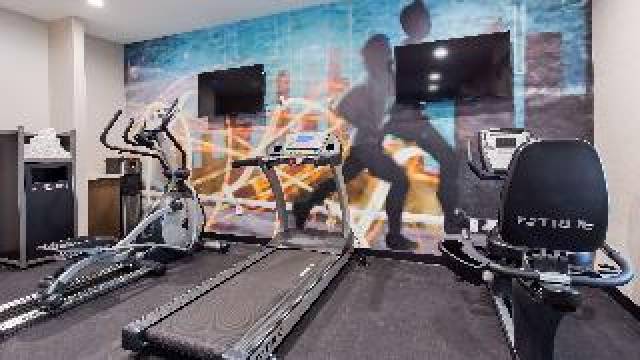 Desportos y Entretenimento