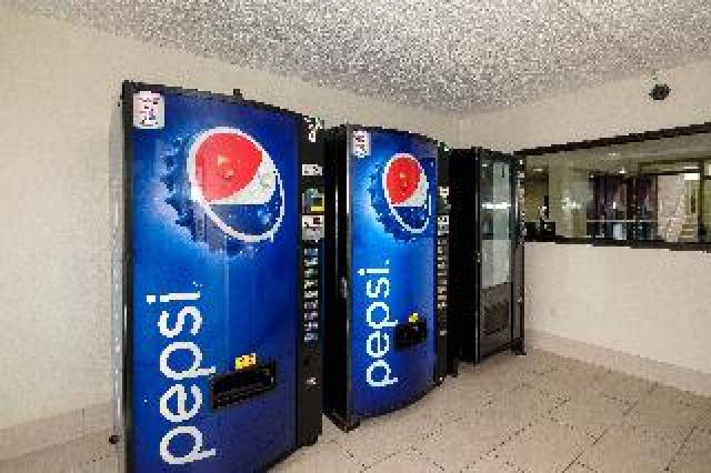 Desportos y Entretenimento