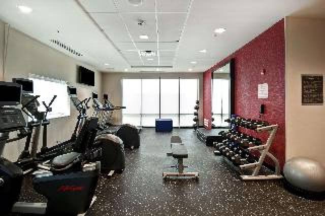 Desportos y Entretenimento