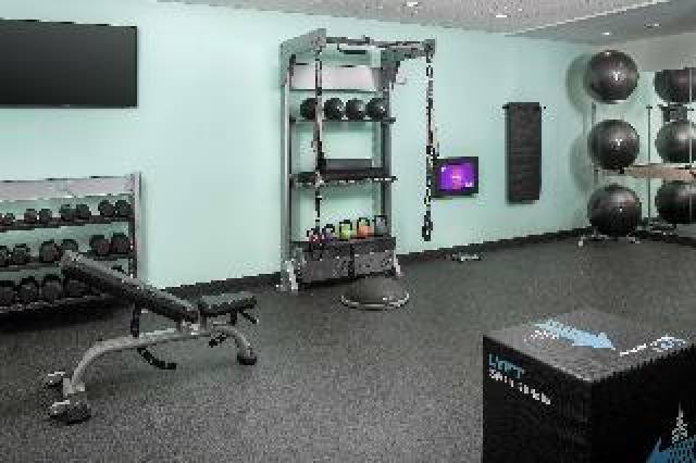 Desportos y Entretenimento