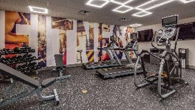 Desportos y Entretenimento