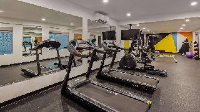 Desportos y Entretenimento