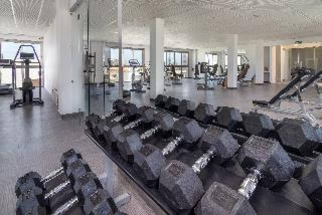 Desportos y Entretenimento