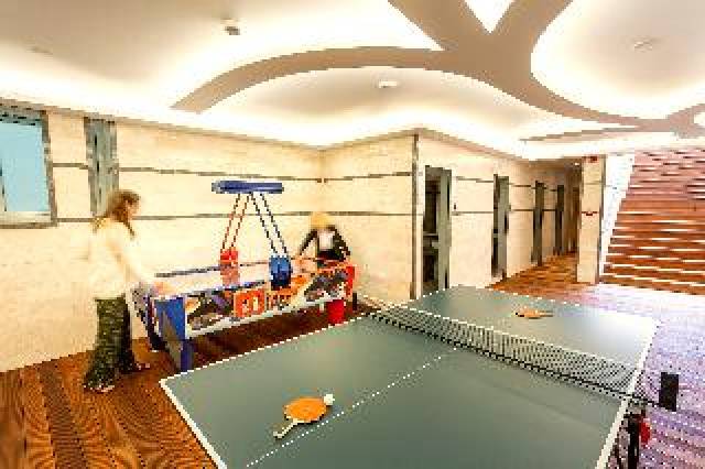 Desportos y Entretenimento