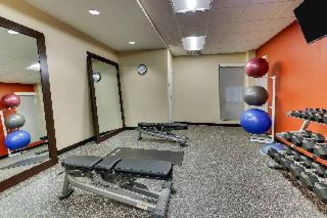 Desportos y Entretenimento