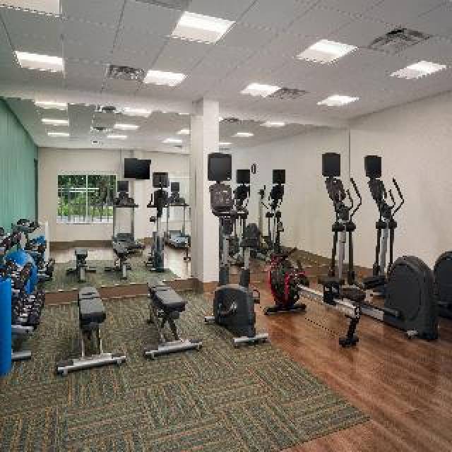 Desportos y Entretenimento