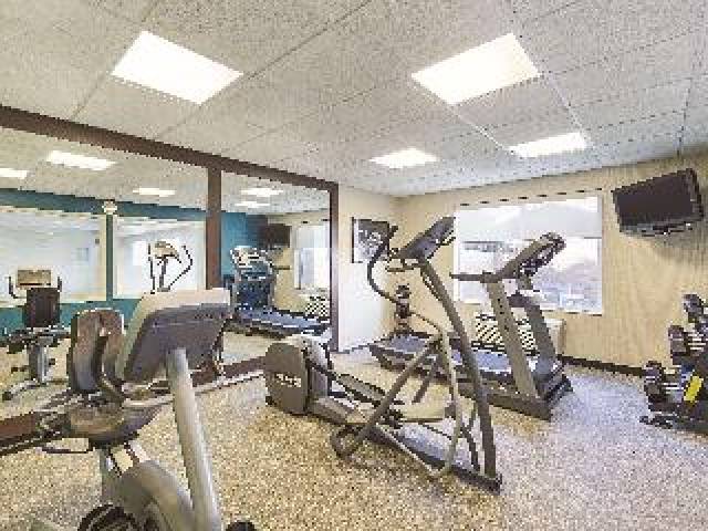 Desportos y Entretenimento