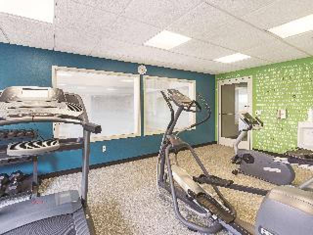 Desportos y Entretenimento