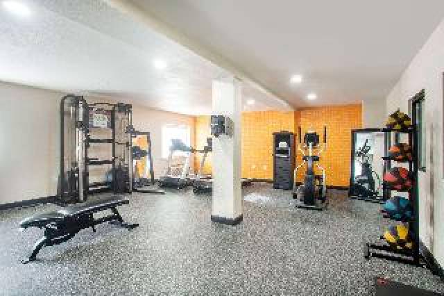 Desportos y Entretenimento