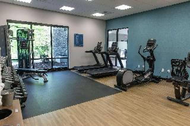 Desportos y Entretenimento