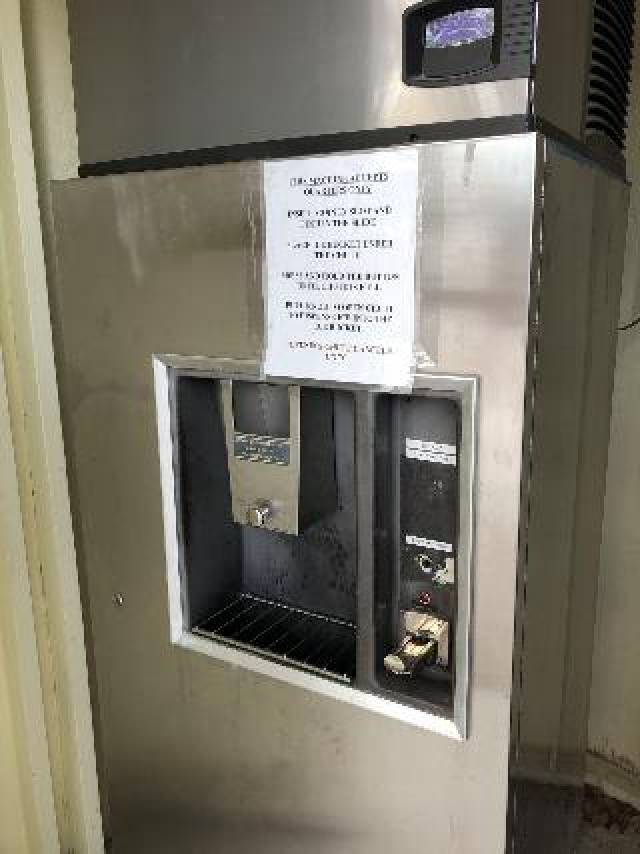 Desportos y Entretenimento