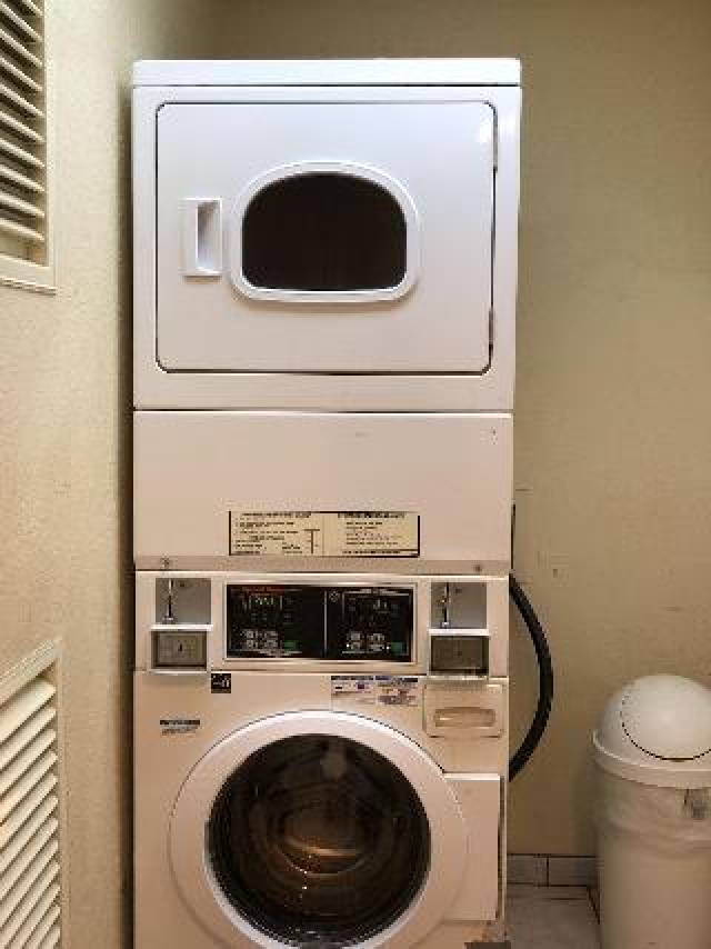 Desportos y Entretenimento