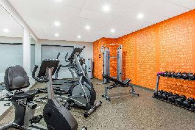 Desportos y Entretenimento
