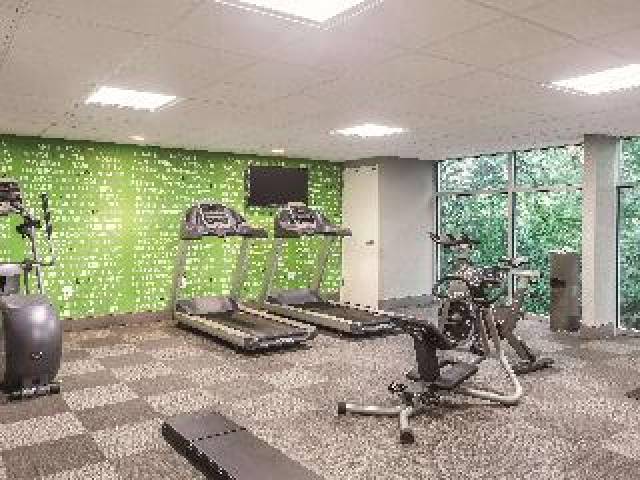 Desportos y Entretenimento