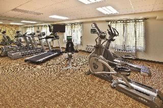 Desportos y Entretenimento